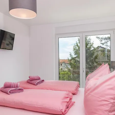 Villa Elena Deluxe In For 8 People With Whirlpool & Private Pool Only 400 M From The *