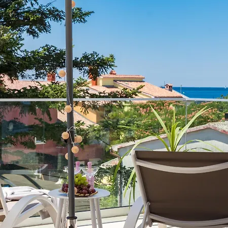 Elena Deluxe In For 8 People With Whirlpool & Private Pool Only 400 M From The Villa *
