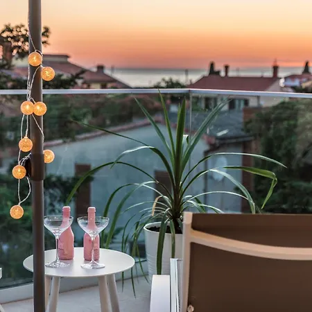 Villa Elena Deluxe In For 8 People With Whirlpool & Private Pool Only 400 M From The *